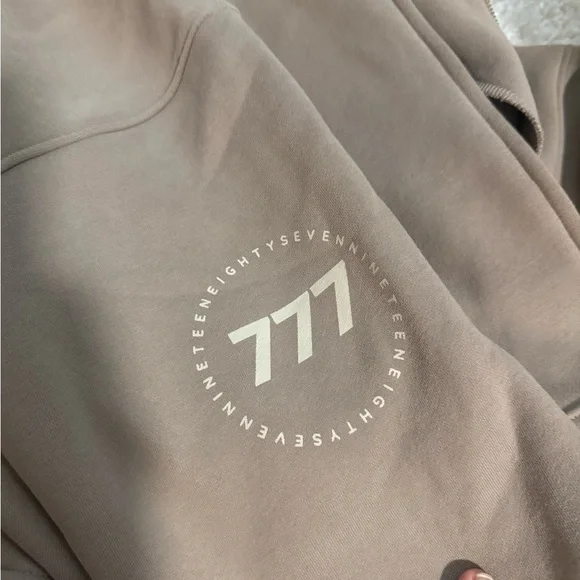 NWT 1987 Label 777 Zip up and Sweatpants Set in Nantucket Size Large L - Picture 2 of 16